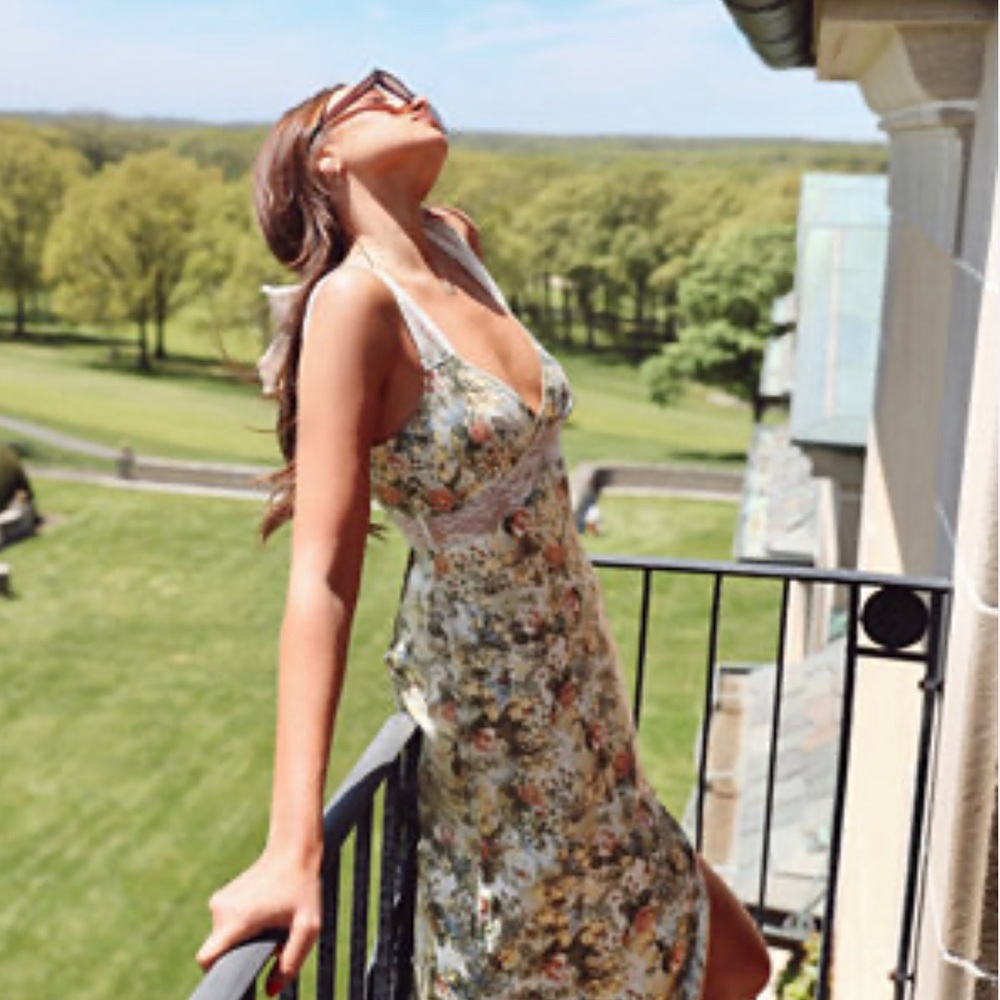NWT Danielle Bernstein sateen midi floral dress